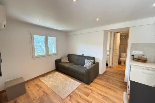 Beautiful apartment in the heart of nature with garden