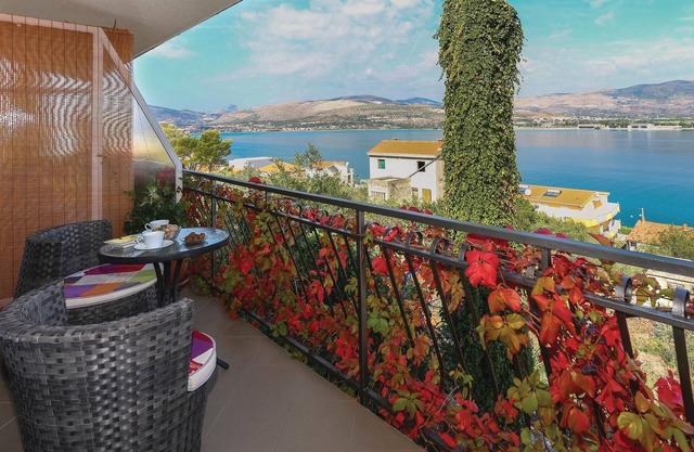 Beautiful apartment in Arbanija