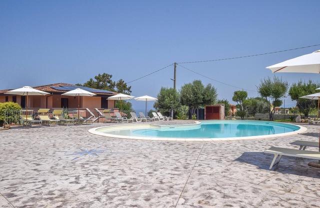 Beautiful apartment in Zambrone