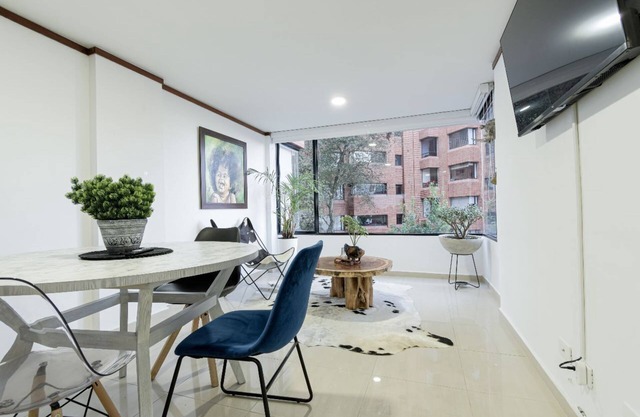 Beautiful apartment in Rosales 2 bedrooms, quiet and close to every place
