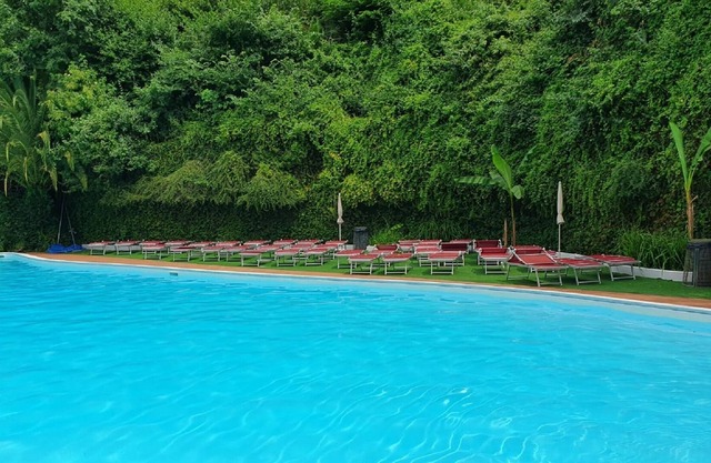 Beautiful apartment in Roma with shared swimming pool
