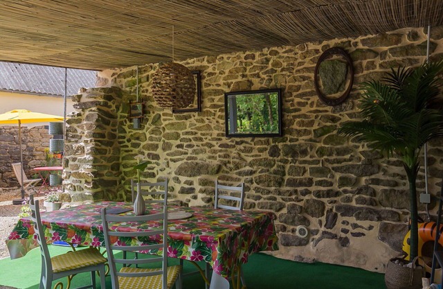Beautiful apartment in villa for 4 guests with WIFI, TV and terrace