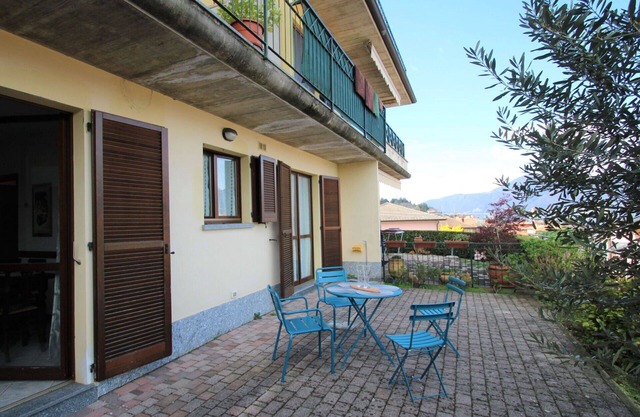 Beautiful apartment for 4 people with WIFI and patio