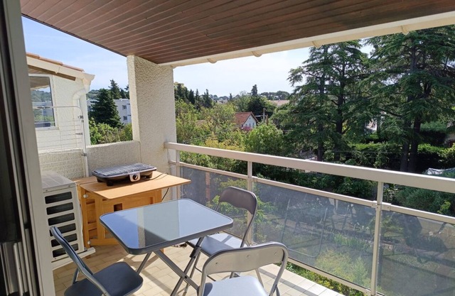 Beautiful apartment near the beach