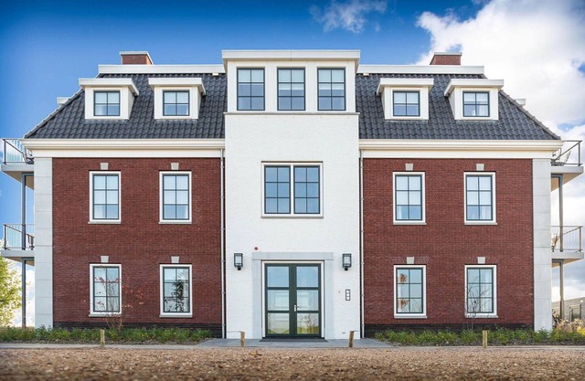 Beautiful apartment for 4 guests with hot tub, WIFI, TV, balcony and parking