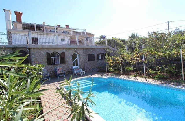 Beautiful apartment Richter 3 with pool for 4 persons