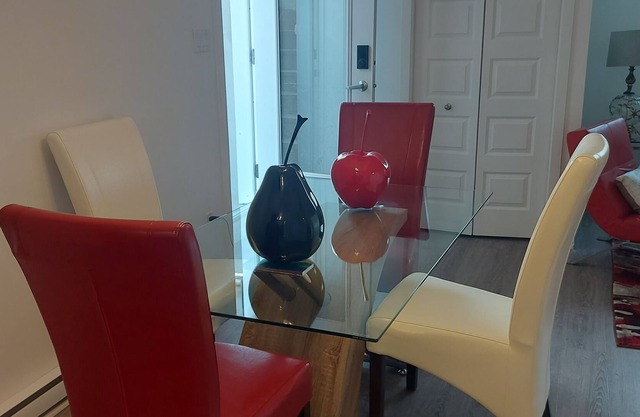 Beautiful apartment ,very quiet environment, close to everything Mont-Tremblant