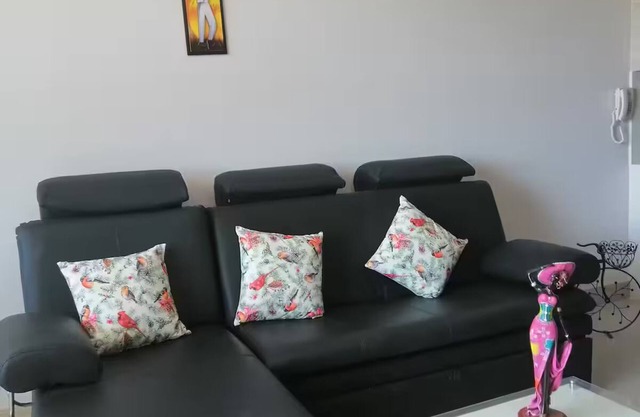 Beautiful apartment with direct access to the sea