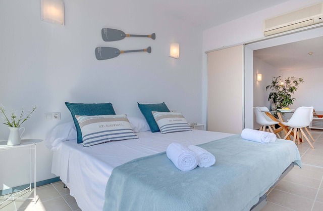Beautiful apartment with sea views and large terrace - 102