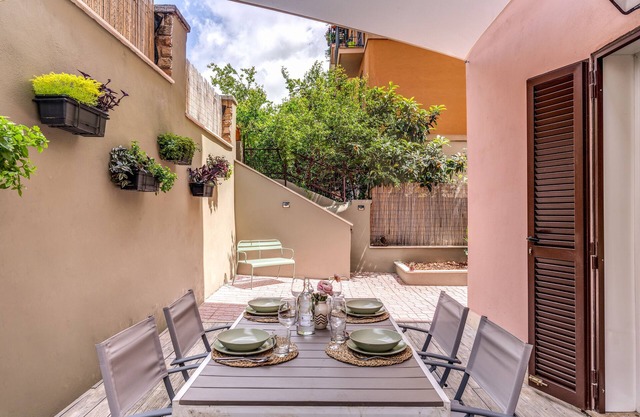 Beautiful apartment with garden