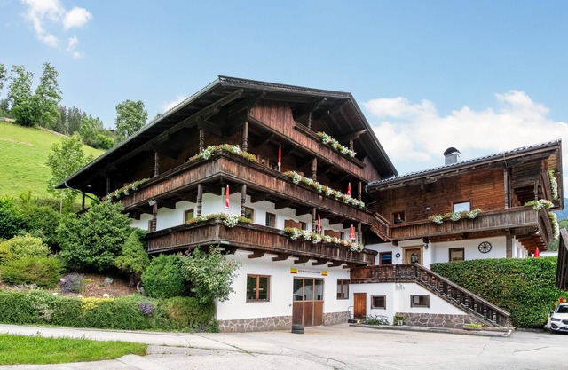 Beautiful apartments by the ski lift in Alpbach
