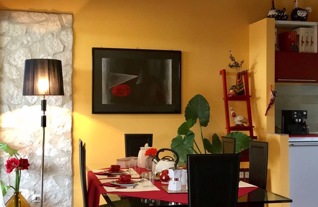 Beautiful b & b, elegant, spacious, equipped with all amenities, BREAKFAST INCLUDED