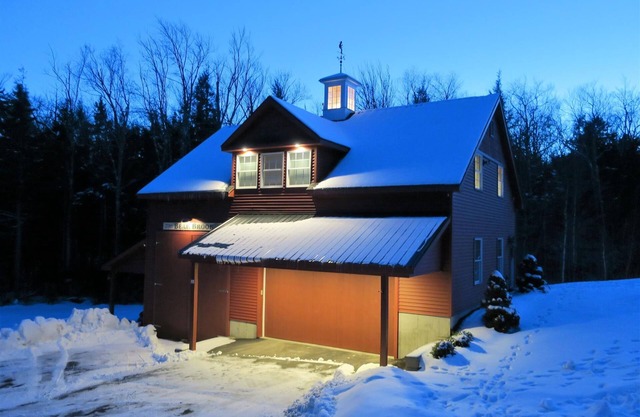Beautiful barn-house located 5 mins from Stratton mountain brand new generator