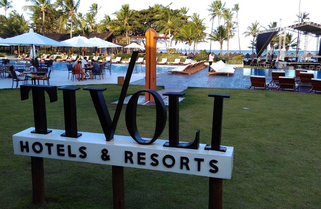 Beautiful beach house, finely decorated with access to the Tivoli resort