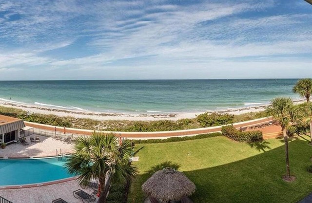 Beautiful Beachfront Getaway