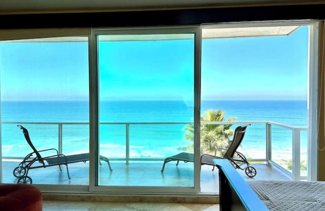 Beautiful beachfront home in 24h gated community