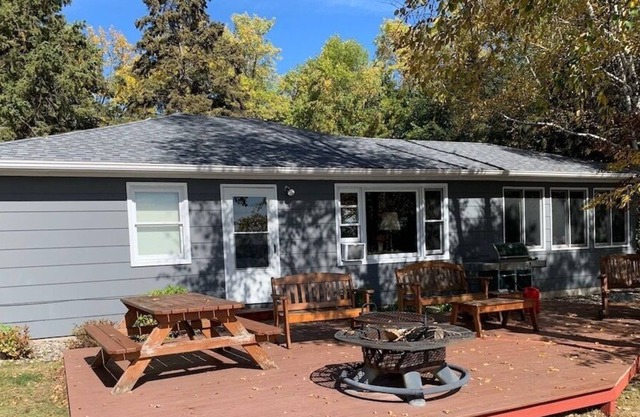 Beautiful cabin located on pristine Potato Lake