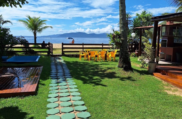 Beautiful chalet by the sea