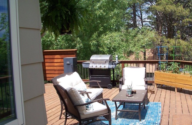 Beautiful Chapel Valley Home near Canyon Lake
