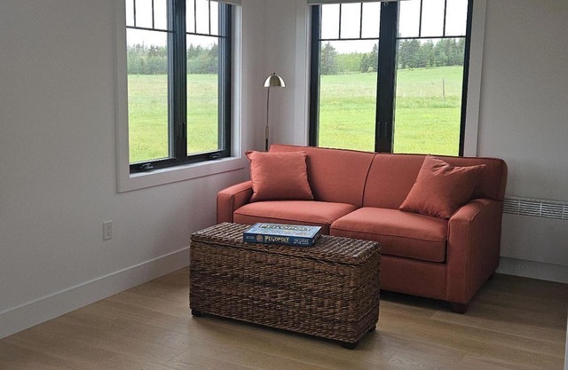 Beautiful Coastal Beach House. New build close to golf, beaches and camping.