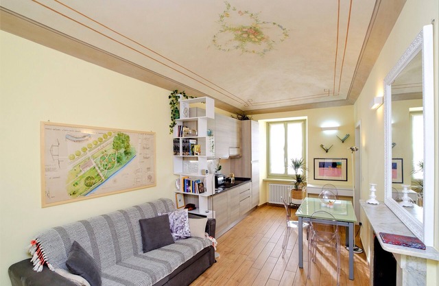 Beautiful comfort house offer: La Casa del Sole, Turin center, Wi-Fi, Metro