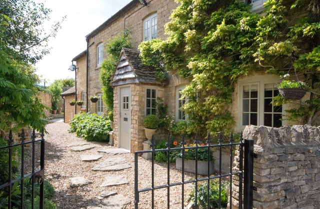 Beautiful Cotswold Cottage