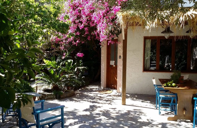 Beautiful Cottage in S West Crete near the sea