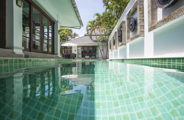 Beautiful Courtyard Villa in Phuket