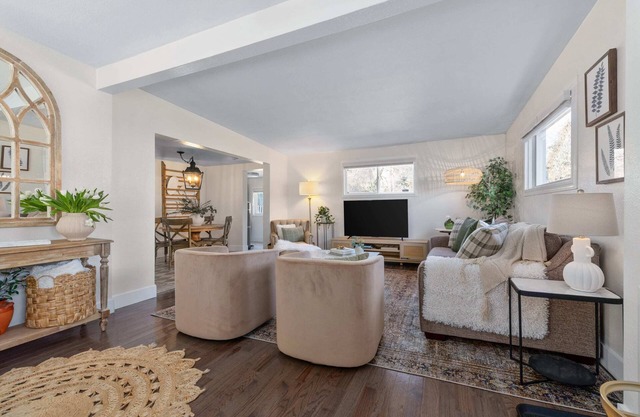 Beautiful Designer Cottage - 2 Min to Campus