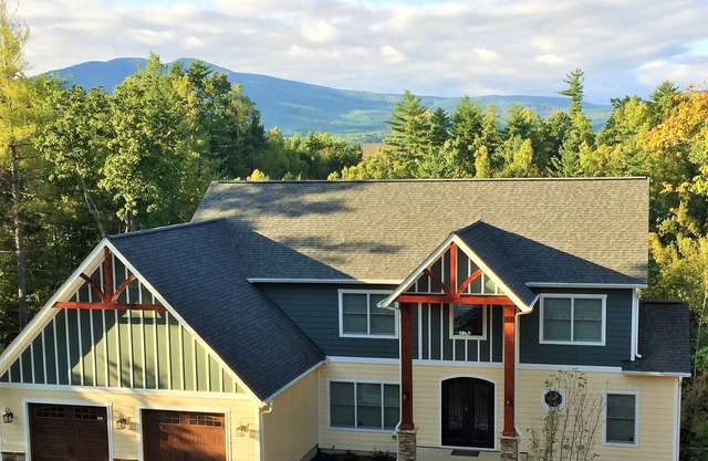BEAUTIFUL EXCLUSIVE MOUNTAIN RETREAT ON LAKE JAMES!!