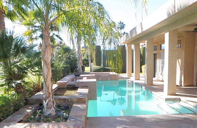 Beautiful Executive Home On Golf Course C/w Private Pool & Spa
