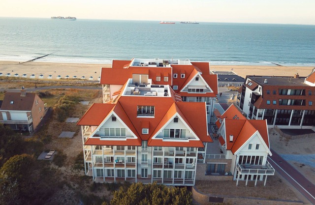 Beautiful family beach house on the dunes with swimming pool
