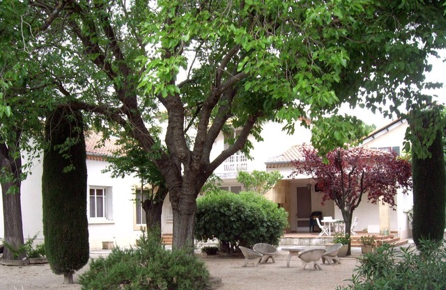 Beautiful family home between Provence and Camargue