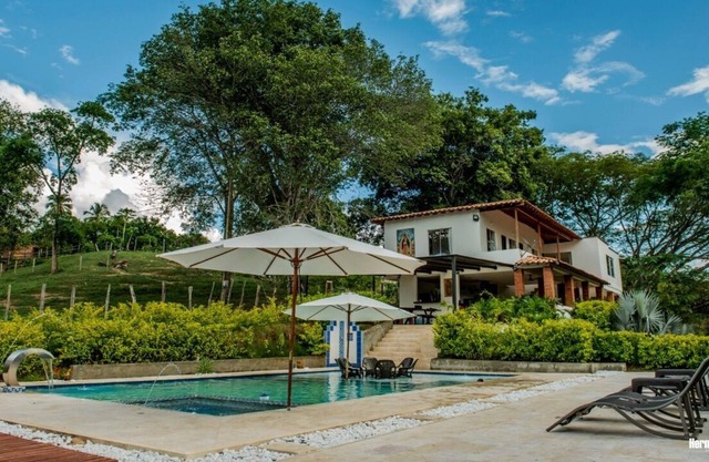 Beautiful farm with pool located in Sopetrán