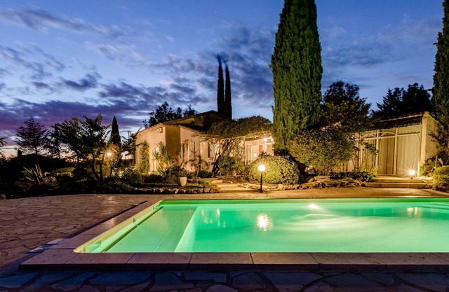 Beautiful property near Vaison and Nyons surrounded by a landscaped garden