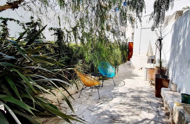 Beautiful Garden Apartment in Cisternino