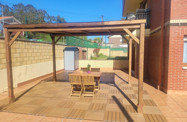 Beautiful Ground Floor with Garden and Parking