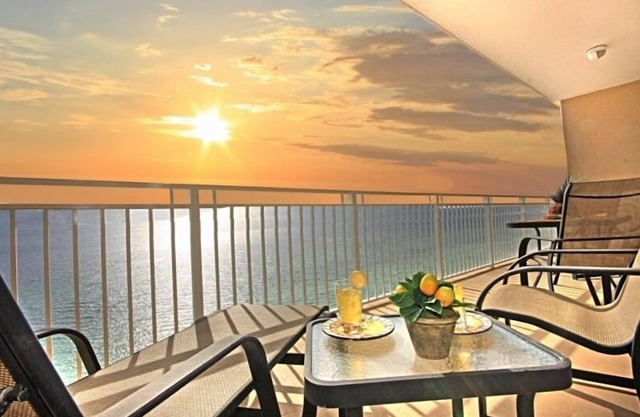Beautiful Gulf front, 5 star view, free bch ser/2, mid summer discounts.SALE