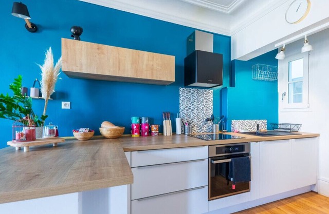 Beautiful Haussmannian apartment in Marseille