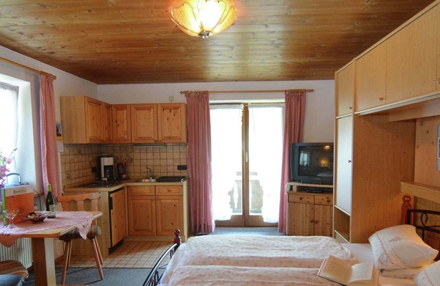 Beautiful holiday flat with balcony in Bavaria