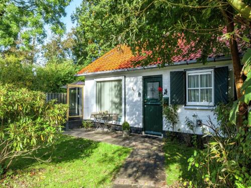 Beautiful holiday home Zeeroos in Zeeland