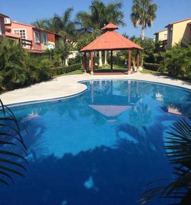 BEAUTIFUL HOME FULLY FURNISHED, READY TO RELAX AND 5 MINUTES FROM THE BEACH!