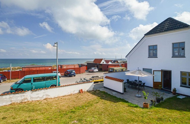 Beautiful home in Sjællands Odde