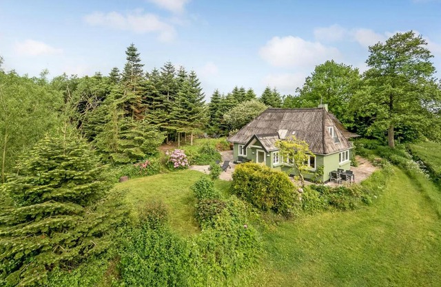 Beautiful Home In Aabenraa With Wifi