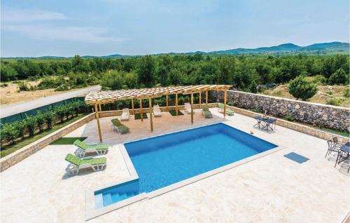 Beautiful Home In Bilisane With Wifi
