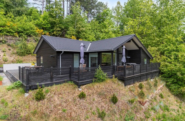 Beautiful home in Ebeltoft with kitchen