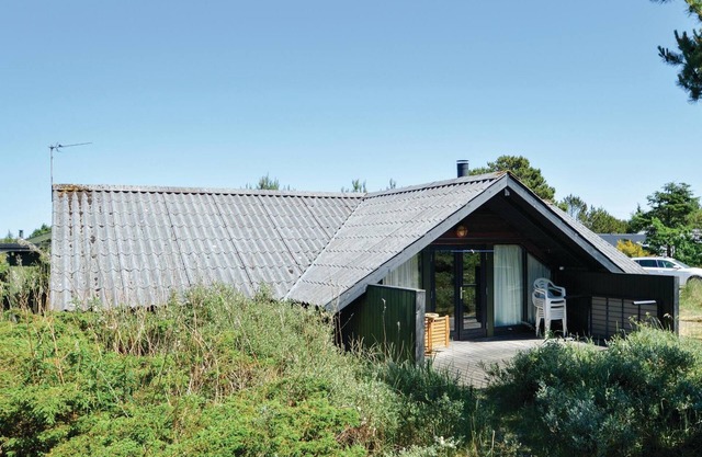 Beautiful home in Fjerritslev with WiFi