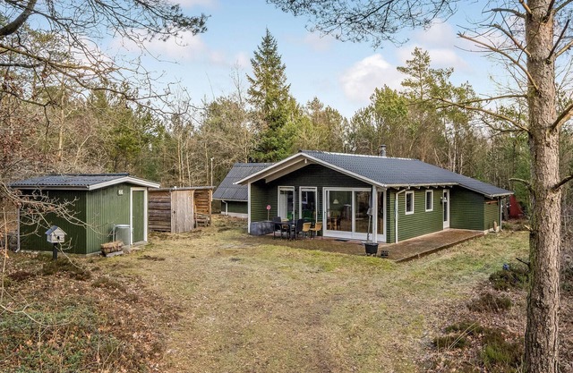 Beautiful home in Herning with WiFi