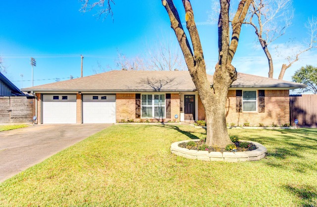 Beautiful home in Houston Memorial, Galleria Area