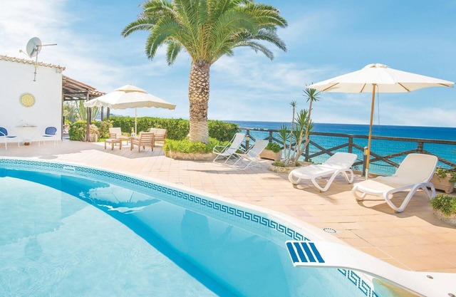 Beautiful home in Parghelia VV